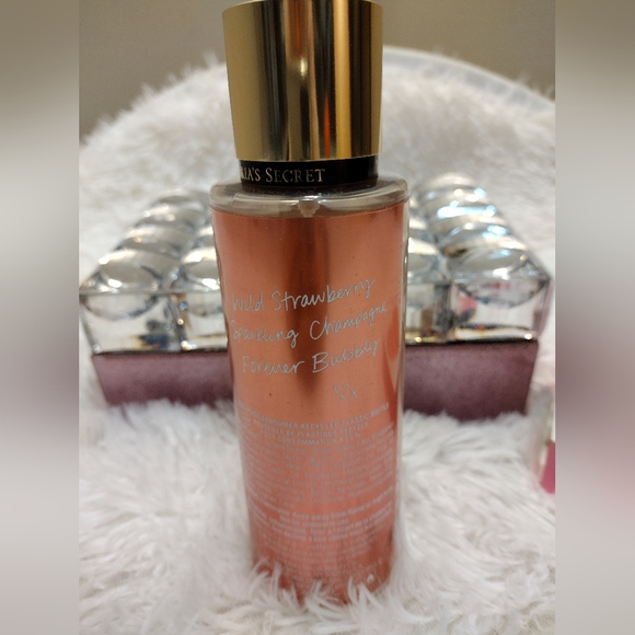 Victoria's Secret Limited Edition Strawberries & Champagne Fine Fragrance Mist - Picture 3 of 3